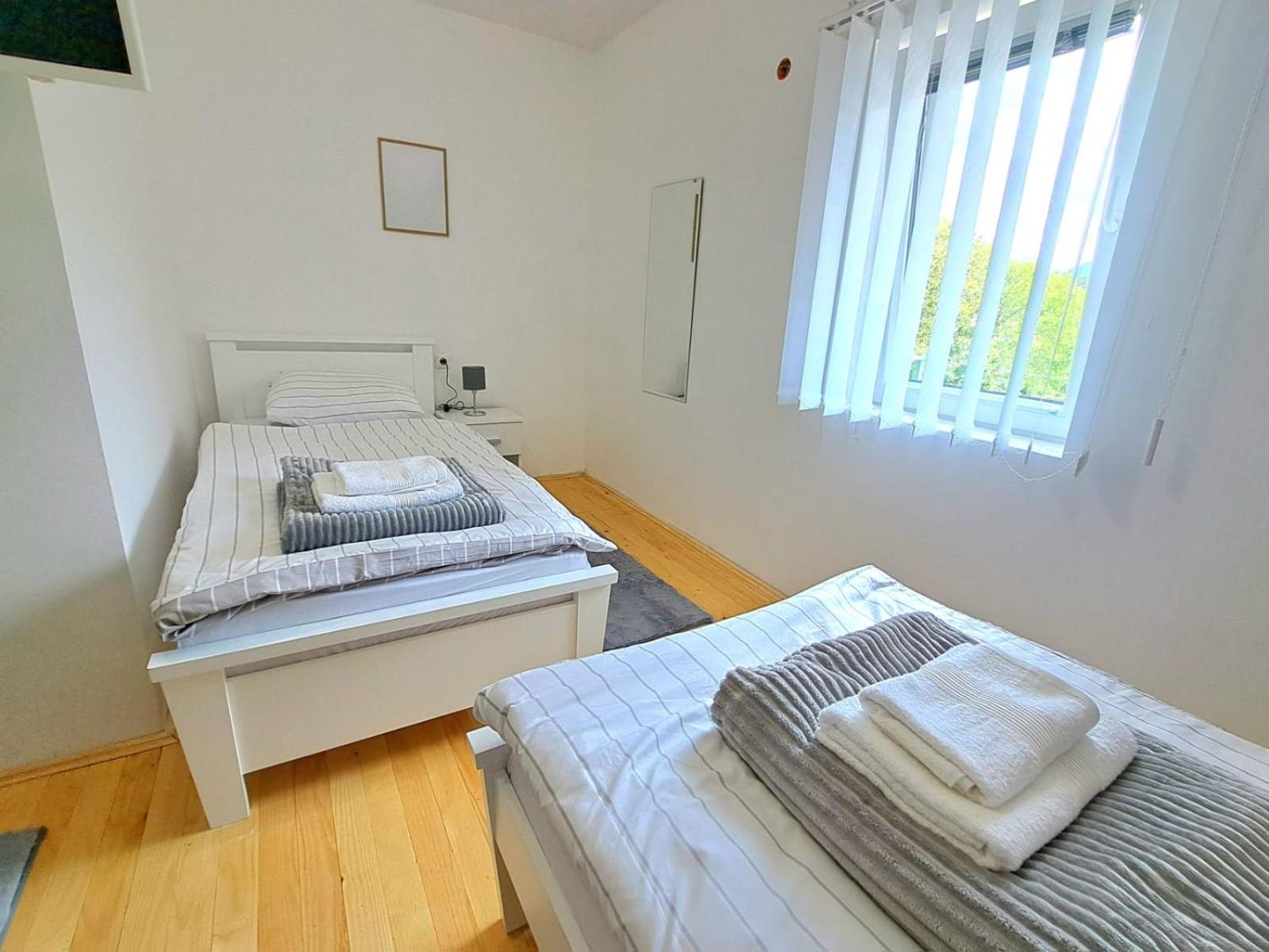 Sobe Zizi Bed & Breakfast Jajce Exterior photo